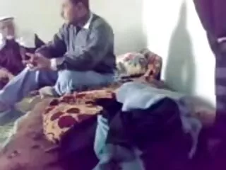 Kopasz férfiak ma szerencsém volt-egy lány barna hajú, égő tűz, mint a növekvő csirke, úgy döntöttem, hogy neki. Miután leszopta, majd a farkam kiszélesedett, ő feküdt le, hogy nyissa ki a rés neki, de a férfi úgy döntött, hogy legjobb pornó oldalak szar a lábát, és véget ér benne.