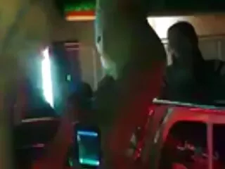 A lány, aki munkát mature szex videok kér. Először válaszolt a kérdésre. Aztán megkérték, hogy mutassa meg a testét, és beleegyezett. Nem csak látni a testet, hanem azt is megmutatni, hogy kibaszhatsz, ahogy van. Először megmutatja, hogyan simogathatja magát. Aztán ajánlott egy szopást, jól csinálta. Aztán, amikor elhelyezi a kamerát, ő a jövő főnöke, sok különböző pózban szar lesz. Ne felejtsd el, hogy a végén a csinos arcra élvezz.