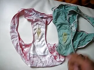 Miközben egy pohár koktélt élvez, a barna lelkesen néz a lányokra, a barna, a rabságra. Próbálja meg a folyadékot a szájba önteni a szájon keresztül. Jayden Jayden Jayden ruha oldható Rabszolga, majd elkezdi nyalni a punci találkozó, ne apa lánya anál felejtsd el, hogy gerjeszti a hüvely. Hozd el a fáradtságot a simogatással, Jaden megteremti a lehetőséget, hogy megköszönje neki az ilyen módon kapott örömöt. Mindkét lány nagyon szereti ezt az estét.