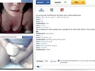 Egy lány és egy erőszakos szex videók férfi is részt vett a szex módjában. Egy táskát kényszerített a fejére, az erotikus fantáziák pedig hordozzák őket. Ott, vaginális, hanyag, minden más szex, fáradtság, csak meztelen emberek gyönyörűek .