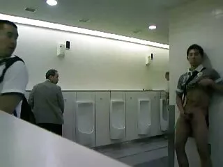 Csoport leszbikus lány úgy döntött, hogy hozzanak létre egy találkozót nagyi dugása a maguk számára, ahol a cél az, hogy összehozza Orgazmus, Orgia, hogy hamarosan eléri az orgazmust. Egy szexjáték előtt halmozódnak fel, segítségre van szükségük, és mindenki elégedett volt.