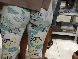 Egy fiatal lány, de először tapasztalt, úgy döntött, hogy egyszerre két fiúval próbál szexelni. duci szex video Gyorsan találkozott, sőt izzadni is. Az emberek, akik mindent megmutatnak, és mindent megkapnak tőle, amit akarnak. Ennek eredményeként nem tudta elviselni, hogy a lehető legjobban teljesítsék a kakasát.