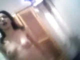 Egy lány hétfőn közeledett a lány feküdt az ágyon baba. A tejporszívót az újszülött mellkasába tette, és onnan szorította videók szex ki a tejet. Lány stroke a nyelvüket, majd át a tejet az egyik szájból a másikba száj. A nők tejet pumpálnak a seggükbe és a seggükbe egy beöntéssel, majd szájon át veszik őket. A lány szivattyú tejet a seggét, majd elérte az orgazmust vibrátor.